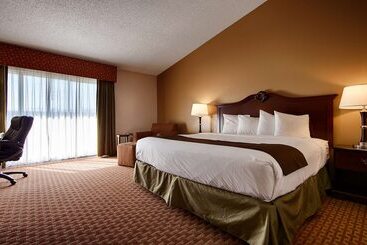 هتل Best Western Chieftain Inn