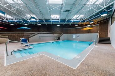 هتل Best Western Plus Executive Residency Waterloo & Cedar Falls