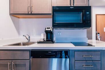 هتل Best Western Plus Executive Residency Waterloo & Cedar Falls