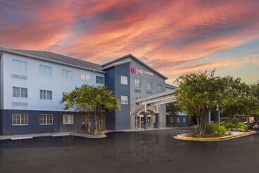 هتل Candlewood Suites Charleston – Mt. Pleasant, An Ihg