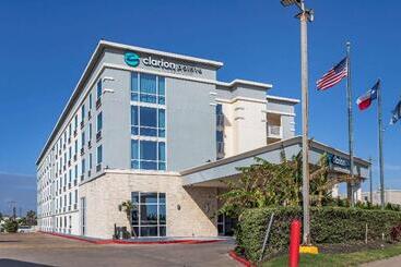 هتل Clarion Pointe Galveston Seawall