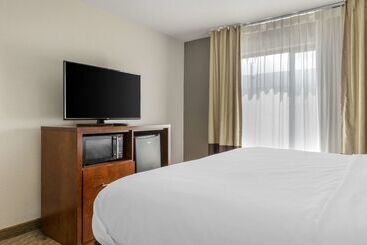 هتل Comfort Inn Garner Clayton I40