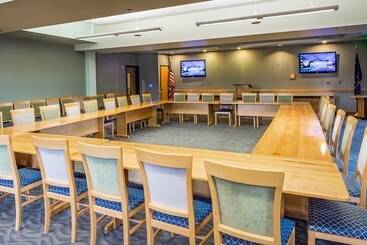 هتل Dimond Center