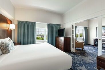 Hotell Doubletree By Hilton Cape Cod Hyannis