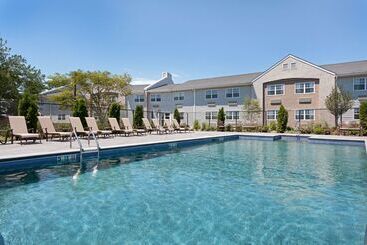Hotell Doubletree By Hilton Cape Cod Hyannis