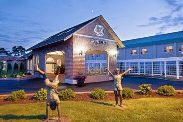 Hotell Doubletree By Hilton Cape Cod Hyannis
