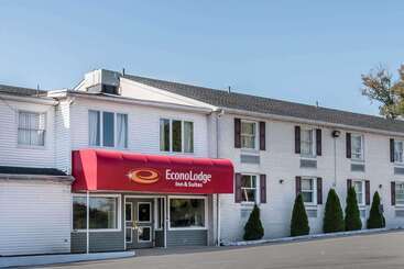 هتل Econo Lodge Airport