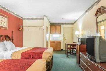 هتل Econo Lodge Airport