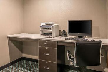Elevate Hotel At Sierra Blanca Ruidoso, Ascend Hotel Collection