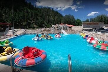 Elevate Hotel At Sierra Blanca Ruidoso, Ascend Hotel Collection