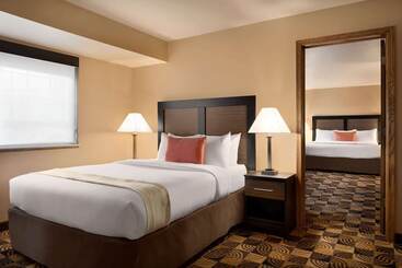 هتل Hawthorn Extended Stay By Wyndham Oak Creek