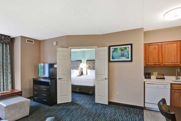 فندق Homewood Suites By Hilton Aurora Naperville