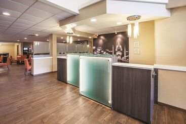 هتل La Quinta By Wyndham Mechanicsburg   Harrisburg