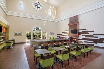 هتل La Quinta By Wyndham Conference Center Prescott