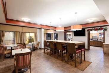 هتل La Quinta By Wyndham Pigeon Forge