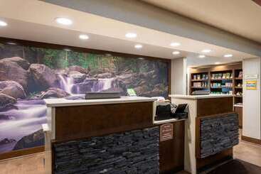 هتل La Quinta By Wyndham Pigeon Forge