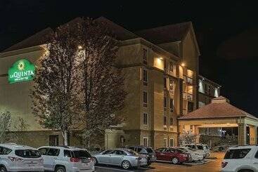 هتل La Quinta By Wyndham Pigeon Forge