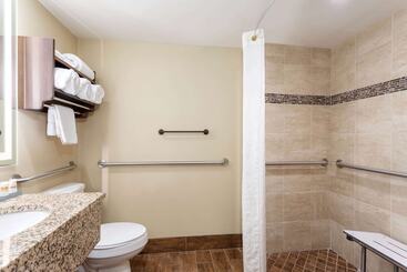 هتل La Quinta By Wyndham Pigeon Forge