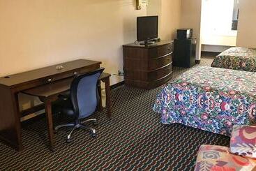 Magnuson Hotel Marietta