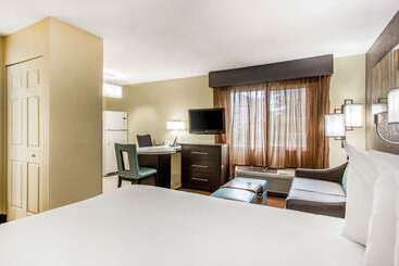 هتل Mainstay Suites Greenville Airport