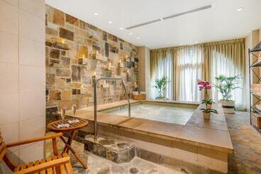 Mokara Hotel & Spa