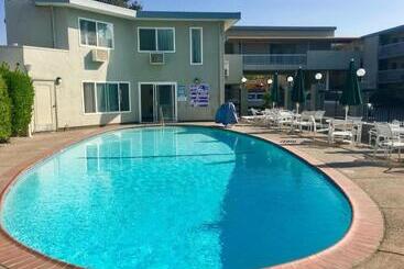 هتل Pacific Motor Inn