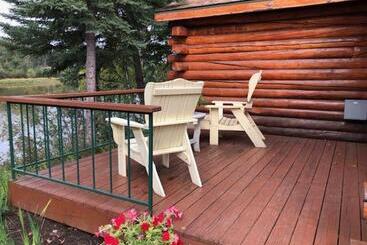هتل Pike S Waterfront Lodge