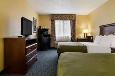 هتل Quality Inn Grand Blanc   Flint South