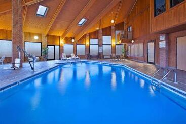 هتل Quality Inn Grand Blanc   Flint South