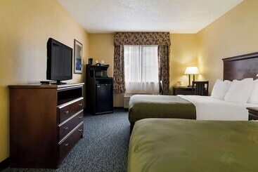 هتل Quality Inn Grand Blanc   Flint South