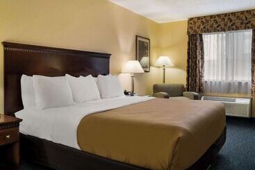 هتل Quality Inn Grand Blanc   Flint South