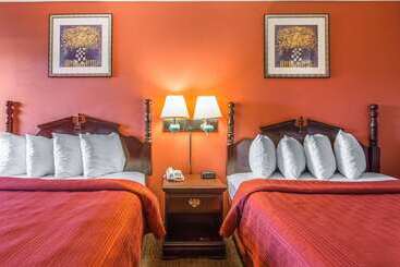 هتل Quality Inn & Suites Macon North