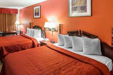 هتل Quality Inn & Suites Macon North