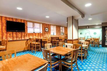هتل Ramada By Wyndham Jersey City
