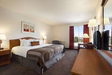 هتل Ramada By Wyndham Seatac Airport