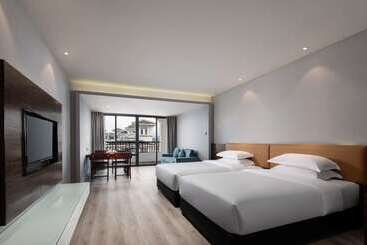 هتل Ramada By Wyndham Wuyishan