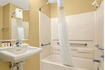 هتل Ramada Limited Columbia