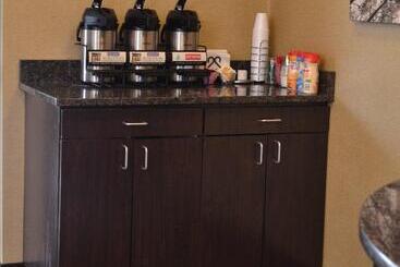 هتل Red Roof Inn Elkhart
