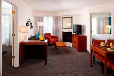 هتل Residence Inn Baton Rouge Siegen