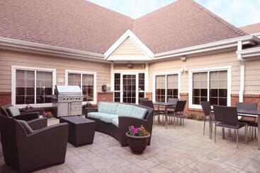 هتل Residence Inn By Marriott Buffalo Galleria Mall