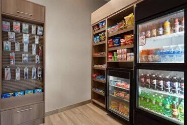 هتل Residence Inn By Marriott Buffalo Galleria Mall