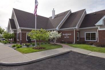 هتل Residence Inn By Marriott Buffalo Galleria Mall