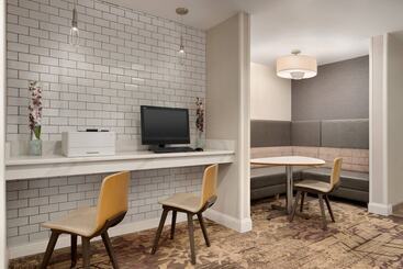 هتل Residence Inn By Marriott Buffalo Galleria Mall