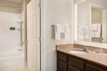 هتل Residence Inn By Marriott Buffalo Galleria Mall