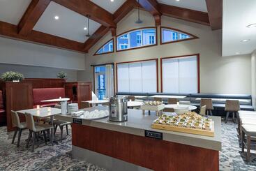 هتل Residence Inn By Marriott Charleston Airport