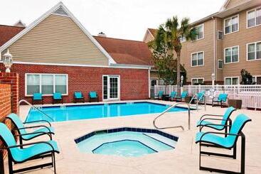 هتل Residence Inn By Marriott Fort Myers