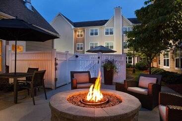 هتل Residence Inn Hartford Manchester