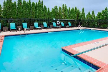 هتل Residence Inn Huntsville