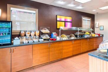 هتل Residence Inn Huntsville