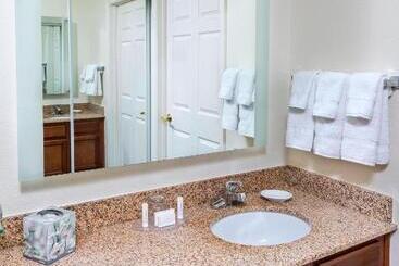 هتل Residence Inn Huntsville